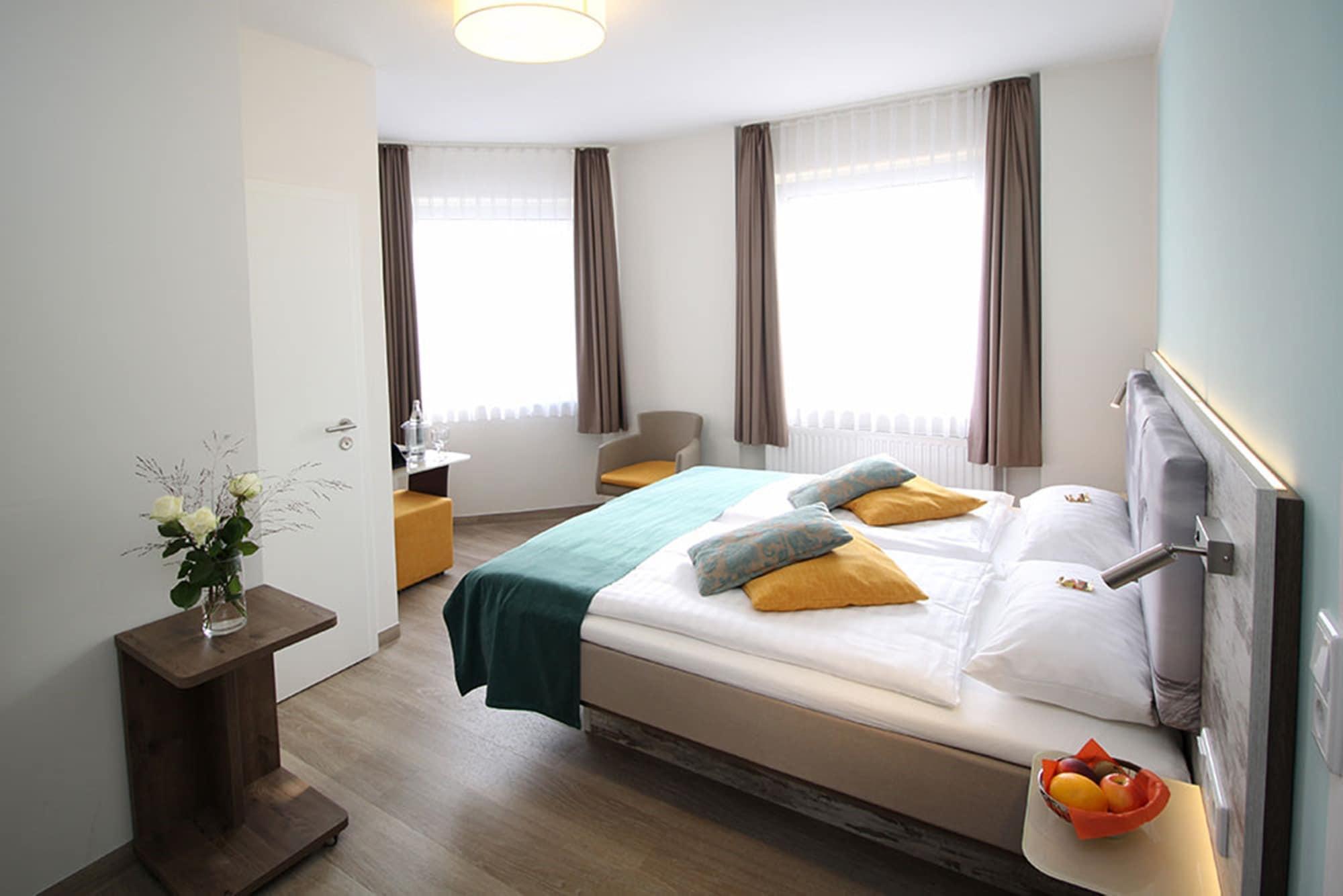 City Hotel เบรเมอร์ฮาเฟิน ภายนอก รูปภาพ